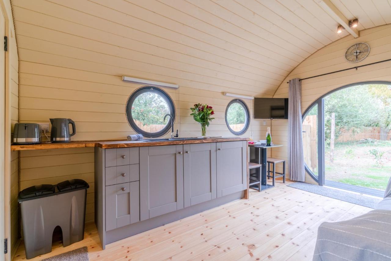 فيلا Laburnum Farm Estate Alderton  المظهر الخارجي الصورة