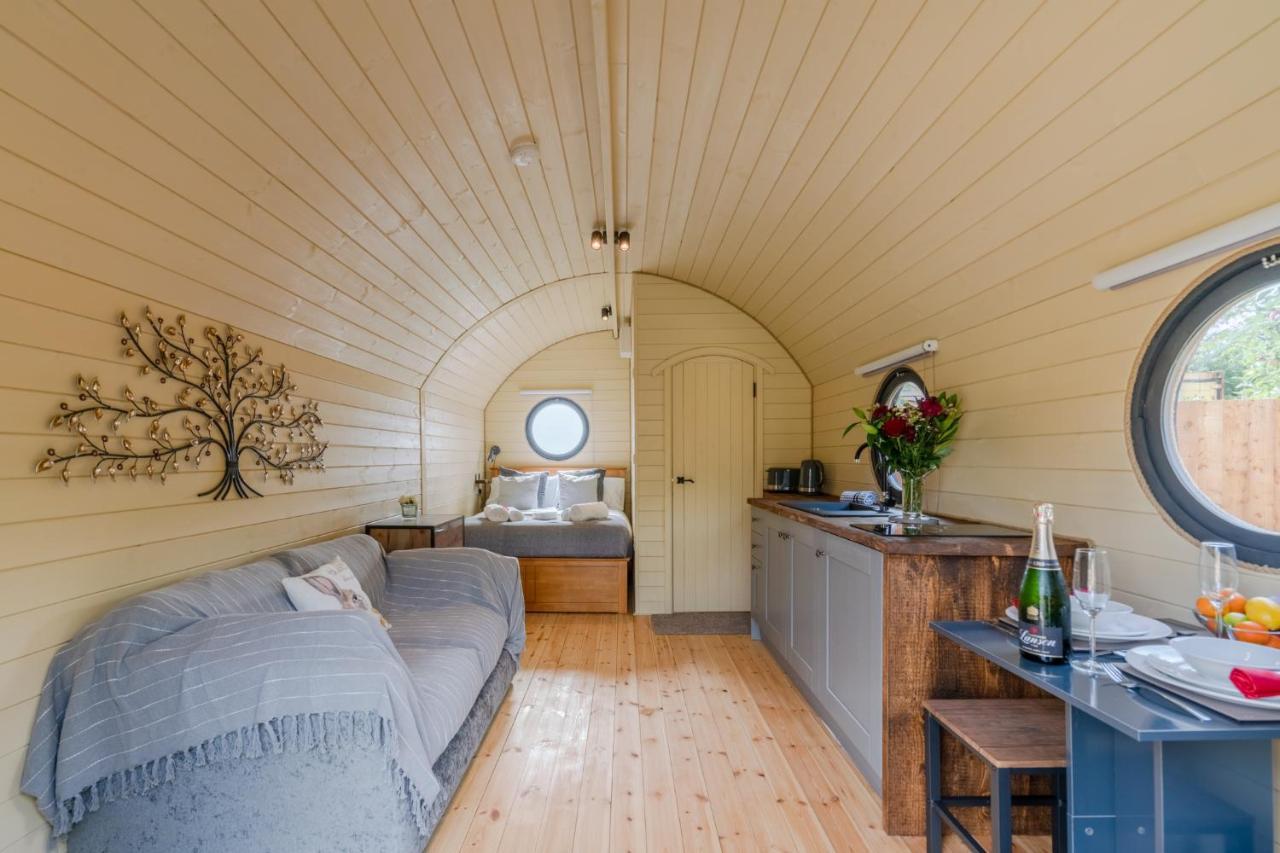 فيلا Laburnum Farm Estate Alderton  المظهر الخارجي الصورة