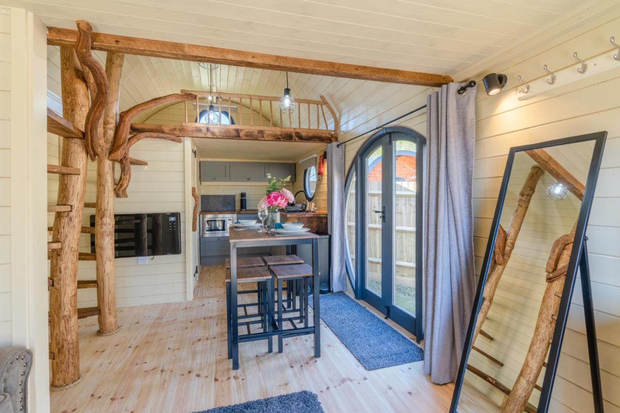 فيلا Laburnum Farm Estate Alderton  المظهر الخارجي الصورة