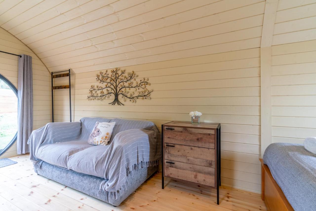 فيلا Laburnum Farm Estate Alderton  المظهر الخارجي الصورة