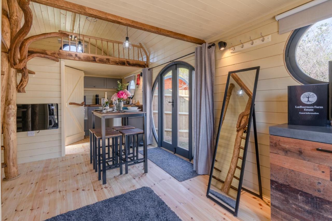 فيلا Laburnum Farm Estate Alderton  المظهر الخارجي الصورة