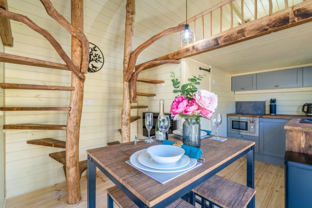 فيلا Laburnum Farm Estate Alderton  المظهر الخارجي الصورة