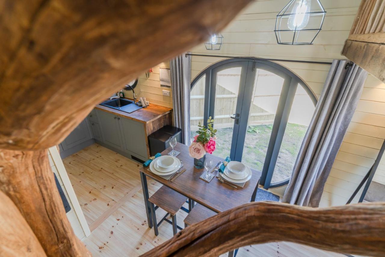 فيلا Laburnum Farm Estate Alderton  المظهر الخارجي الصورة