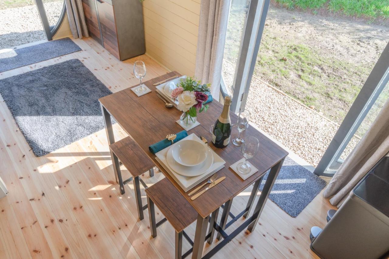 فيلا Laburnum Farm Estate Alderton  المظهر الخارجي الصورة
